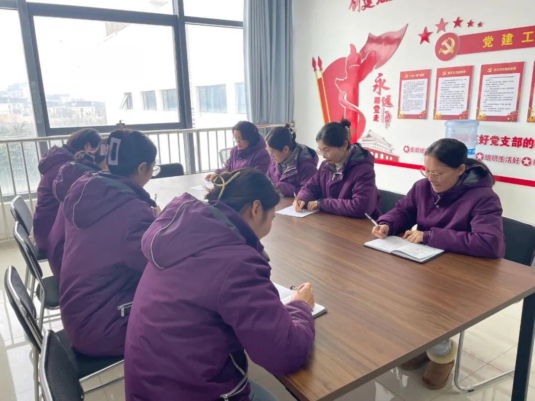 【树恩•德育】传承雷锋精神，绽放时代光芒 ——树恩附小党小组“学雷锋 我行动”的主题党日活动